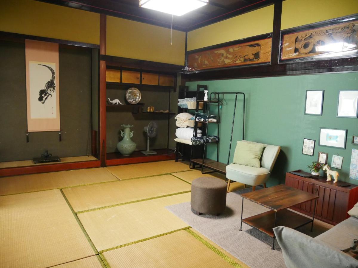 駅前宿舎 禪 Shared House Zen Eiheiji Bagian luar foto